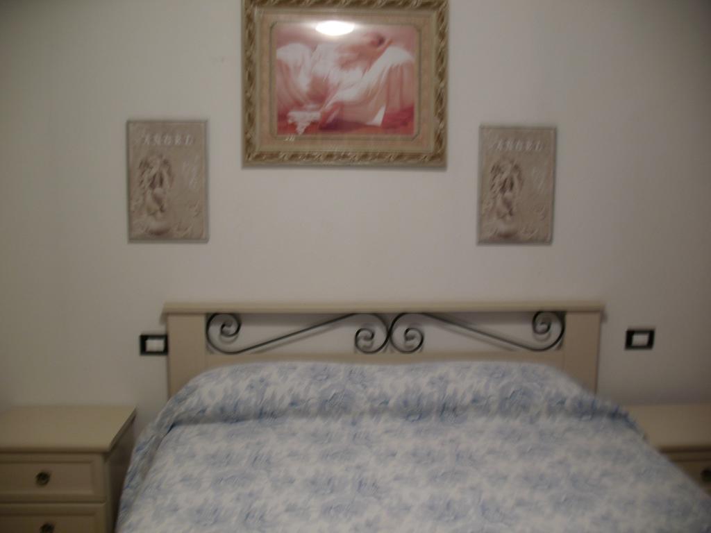 Casa Vacanze L'Agrifoglio Bed & Breakfast Magliolo Exterior photo